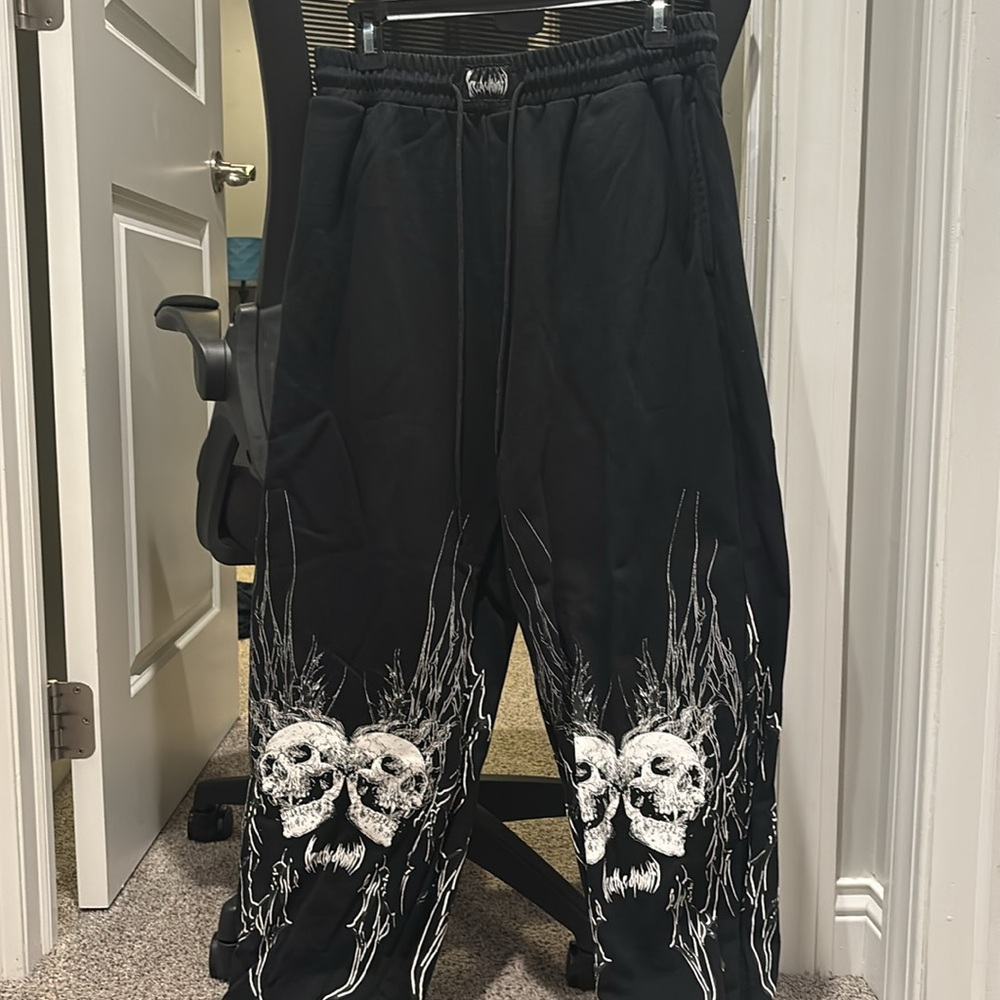 Breathe Divinity Joggers (cuffed)